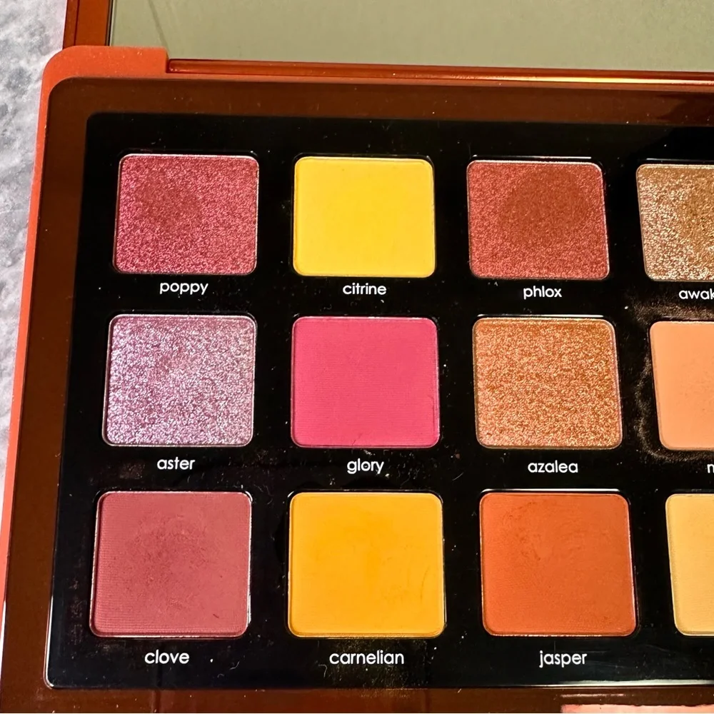 Natasha‎ Denona Sunrise Eyeshadow Palette